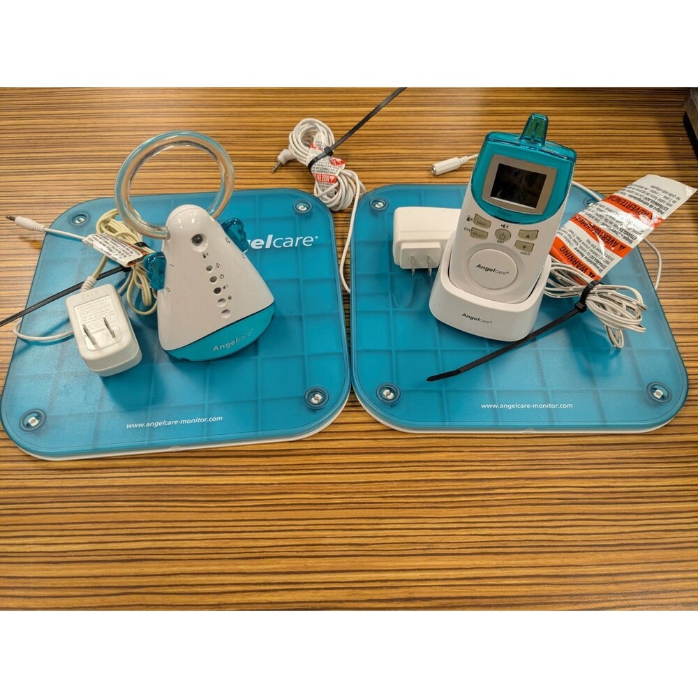 Angelcare Movement / Sound Monitor AC401 W/ Parent Unit And Nursery Unit